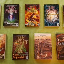 Mondodisco (Discworld) ordine di lettura dei romanzi fantasy di Terry Pratchett